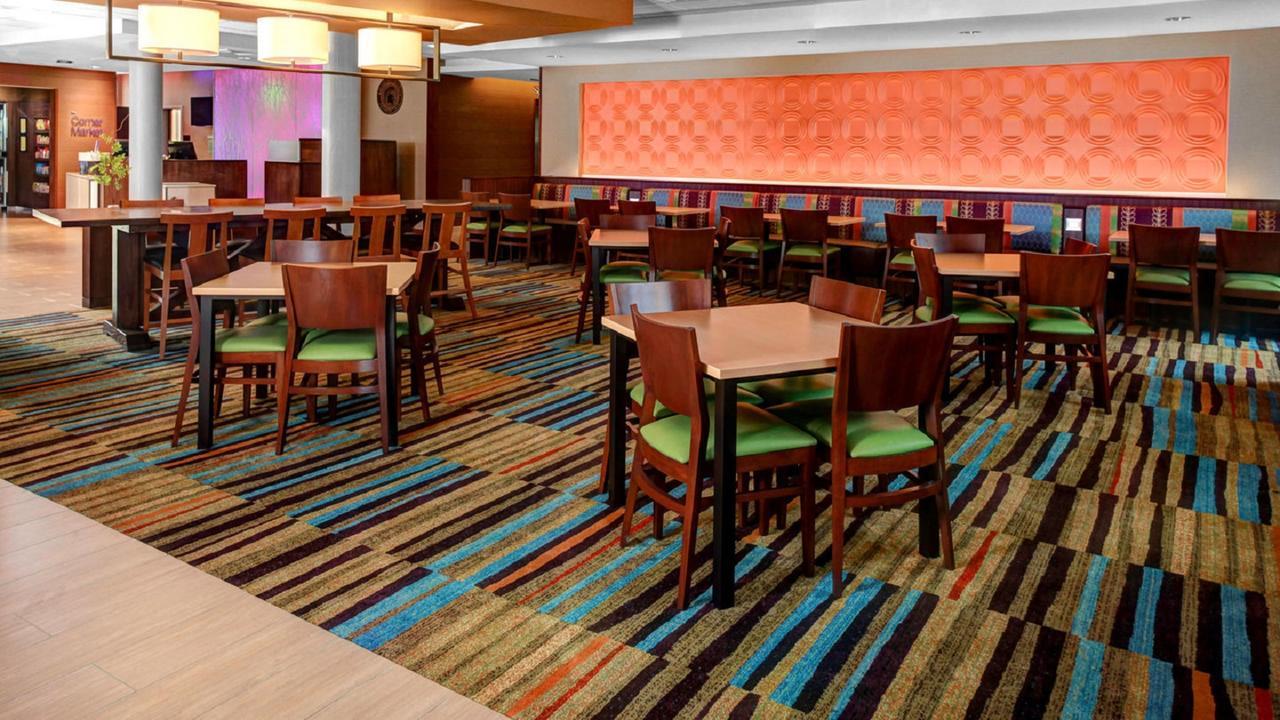 Fairfield Inn & Suites By Marriott Lansing At Eastwood Extérieur photo