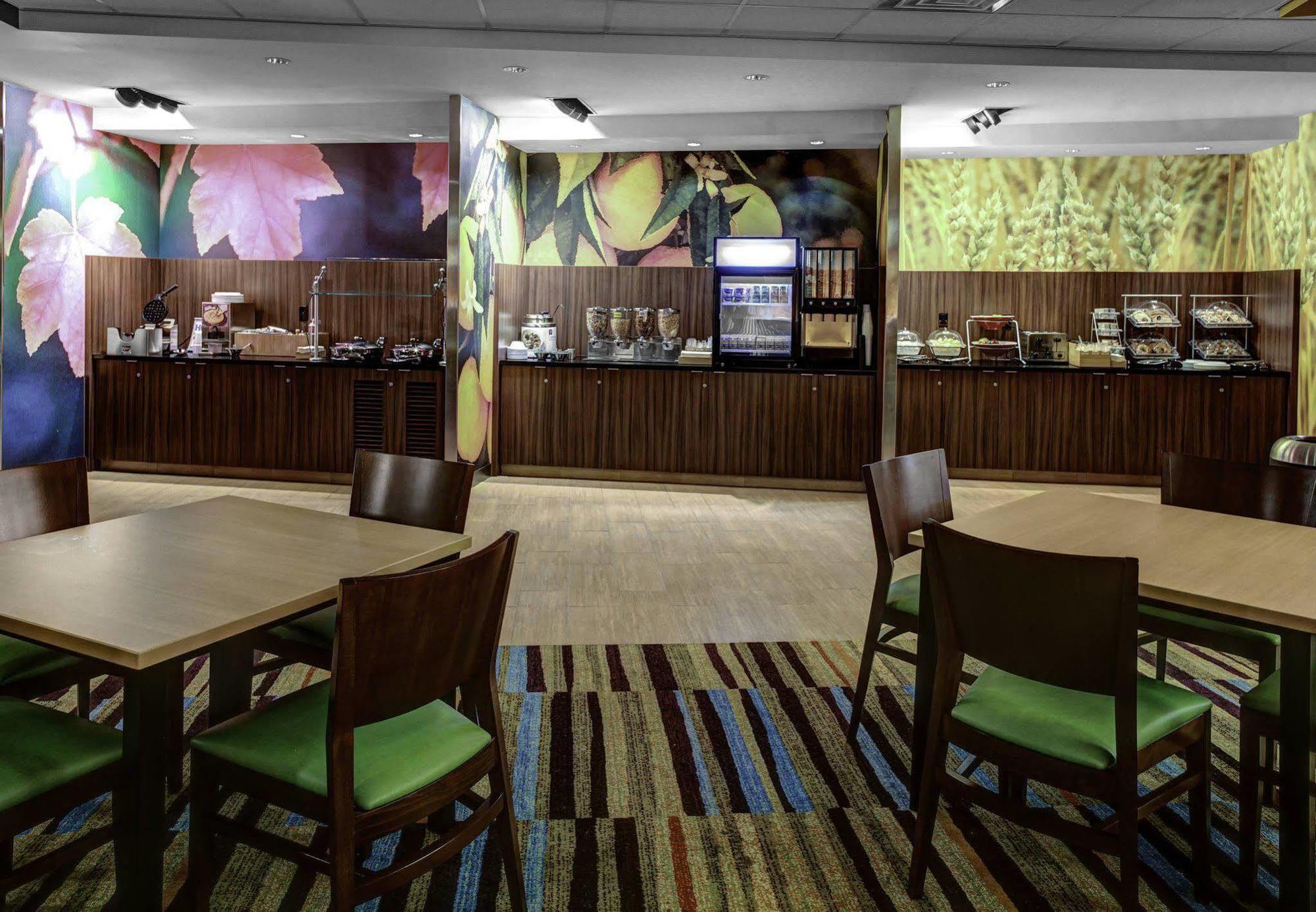 Fairfield Inn & Suites By Marriott Lansing At Eastwood Extérieur photo